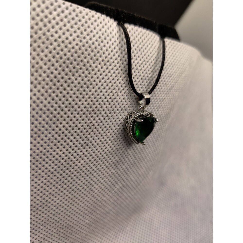 Green Rhinestone Pendant - Picture 2 of 4